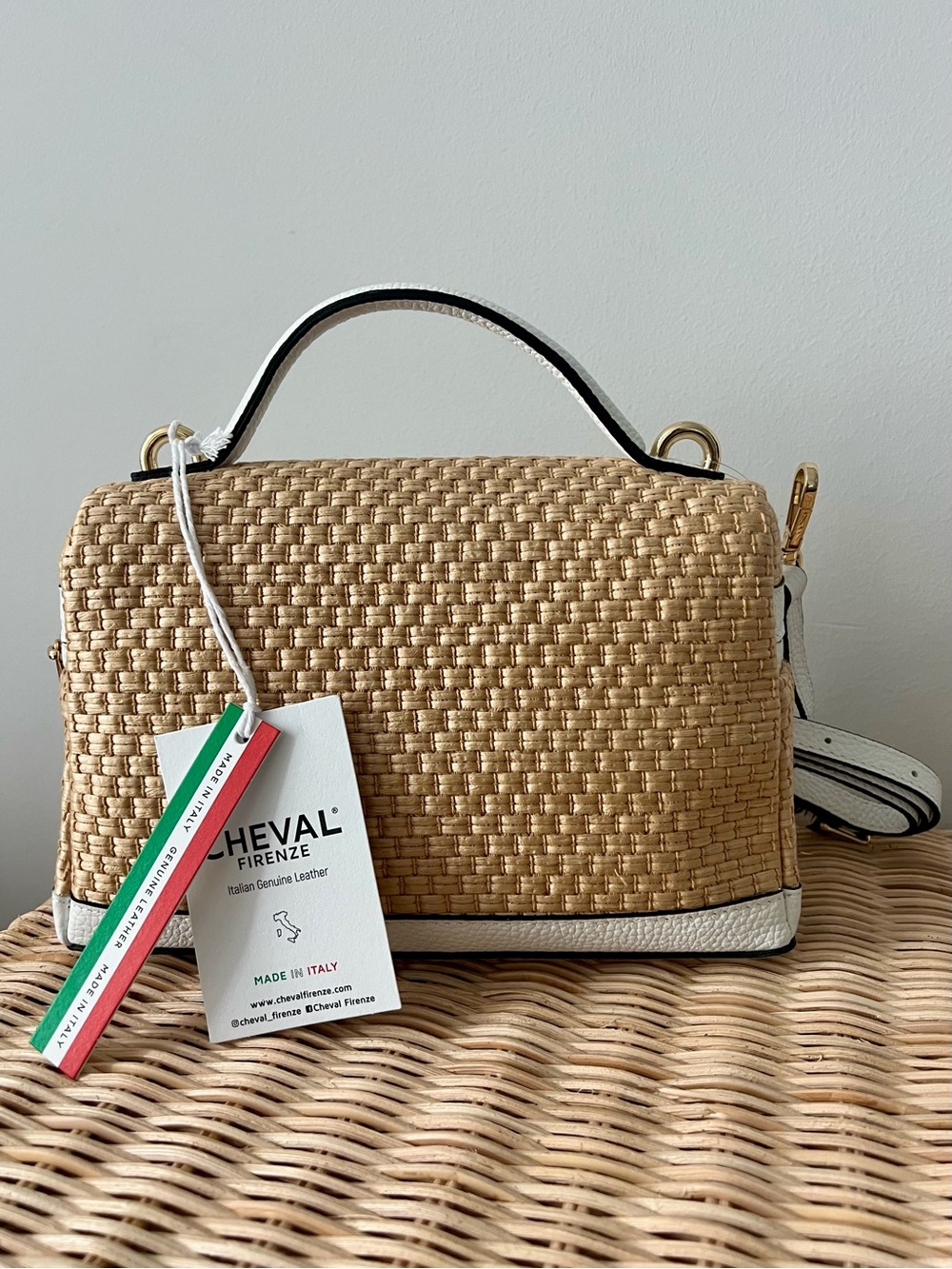 NWT Woven Raffia Crossbody Bag White Leather Resort Coastal Chic - Picture 6 of 6